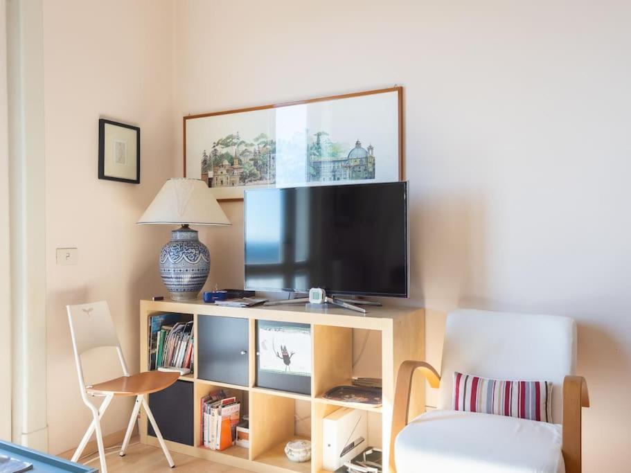 Bright Panorama Apartment Rom