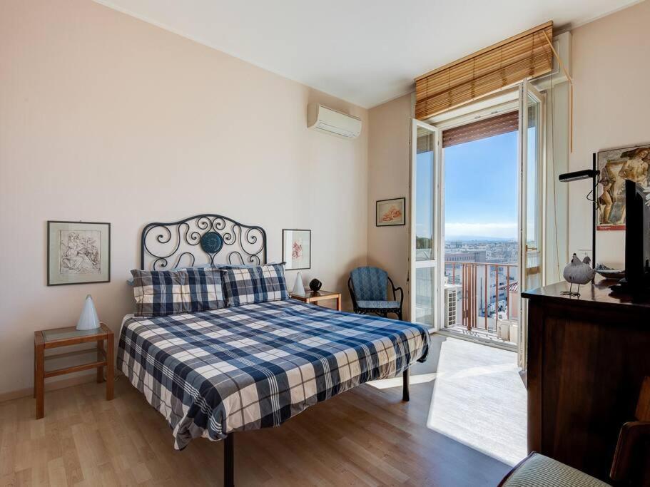 Bright Panorama Apartment Rom